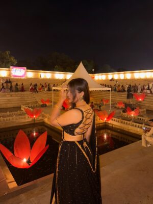 preet lakhanii Instagram - soft focus🎇