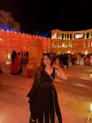 preet lakhanii Instagram - soft focus🎇