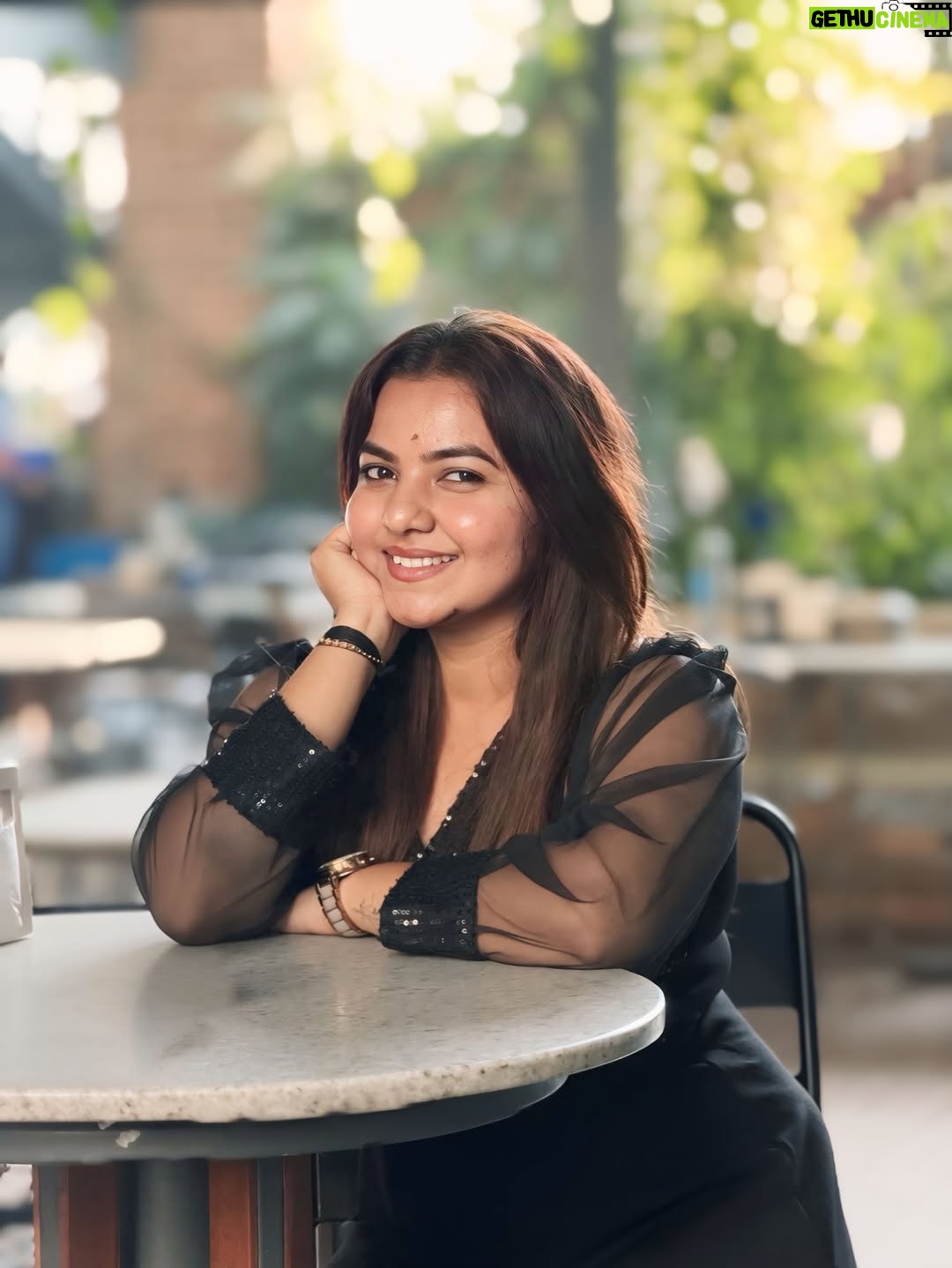 preethi nayaka - 3.4K Likes - living, loving, healing, learning, and growing🧿🖤

#preethinayaka