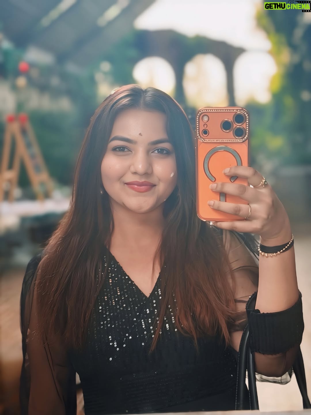 preethi nayaka - 3.4K Likes - living, loving, healing, learning, and growing🧿🖤

#preethinayaka