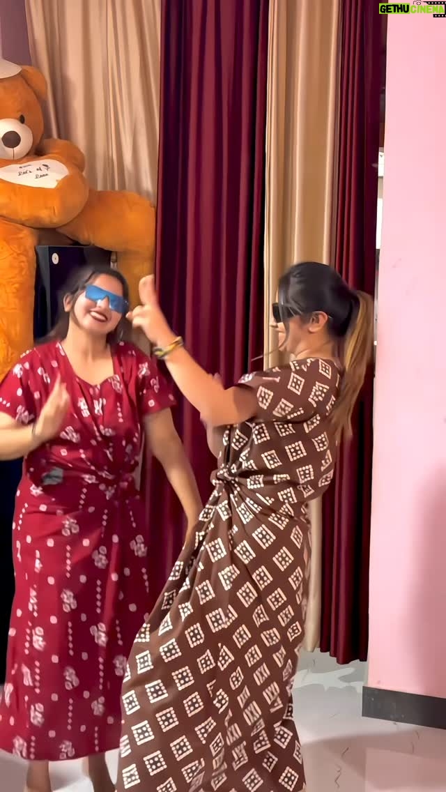preethi nayaka - 26.6K Likes - Trending 😍

#reelkarofeelkaro #ᴛᴜᴍᴋᴜʀ #bangalore #kannada#fyp #trending #viral #mysore #trend #ɪɴsᴛᴀɢᴏᴏᴅ #dance  #bangalore #kannada#fyp #trending #viral #mysore #trend #instagood #hasana #kiccha #valmiki #banglore #mandya #explore #kicchafan #dance #tamil