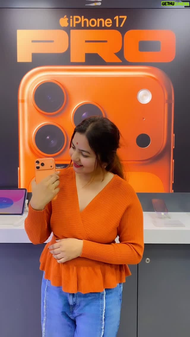 preethi nayaka - 33.3K Likes - Finally 17pro max🧡self gift 🧡Thank u Rayare🥹🧿✨🪬

#preethinayaka #reelkarofeelkaro #trending #explore #reels #iphone17promax #iphone #orange #reelitfeelit