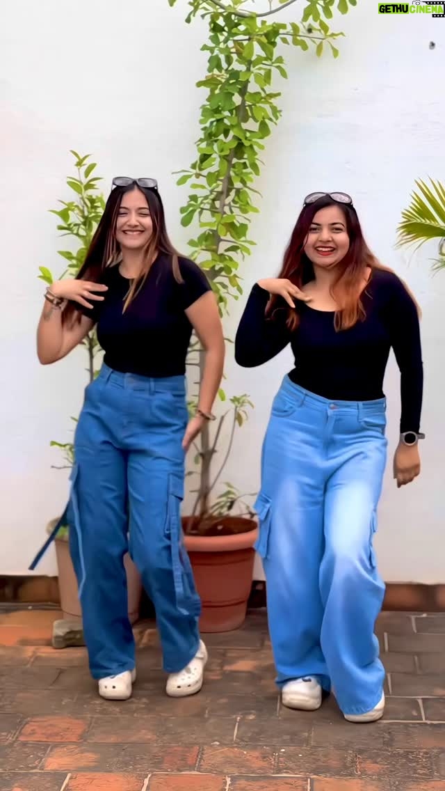 preethi nayaka - 4.9K Likes - Ice cream 🍦 

#preethinayaka #reelkarofeelkaro #reelsinstagram #trending #explore #fyp #dance #beauty #makeup #dailyvlog