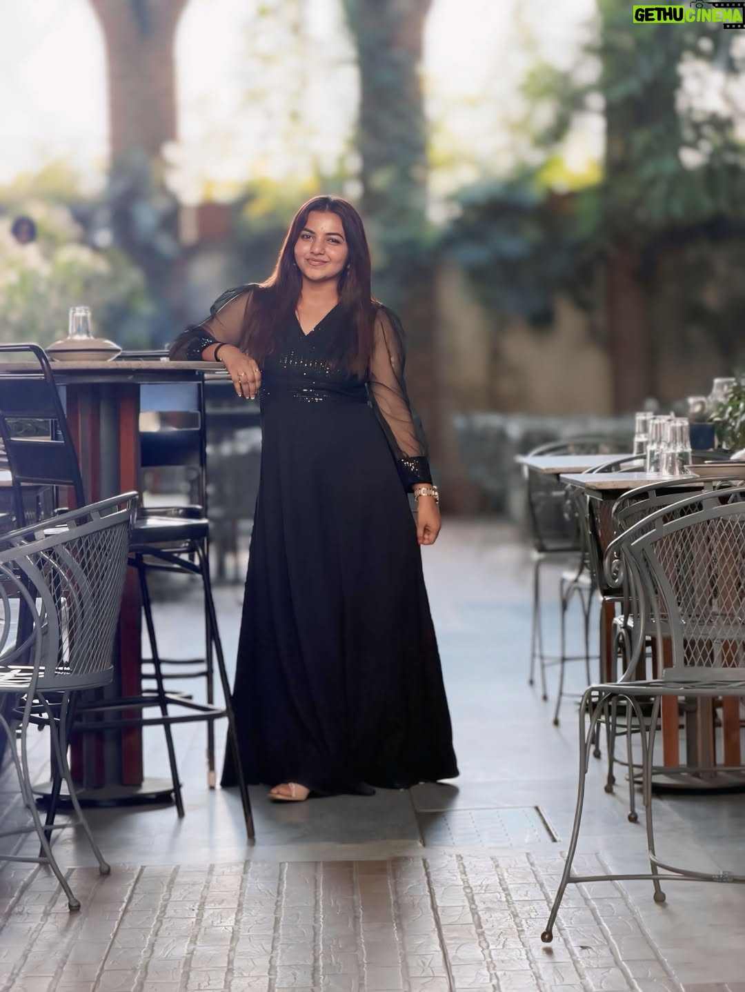 preethi nayaka - 3.4K Likes - living, loving, healing, learning, and growing🧿🖤

#preethinayaka