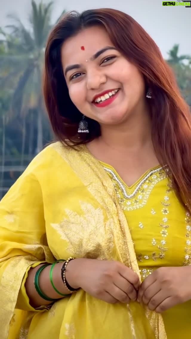 preethi nayaka - 3.9K Likes - Siguve siguve🫶♥️

#banglore #ᴛᴜᴍᴋᴜʀ #explore #instagram #trending