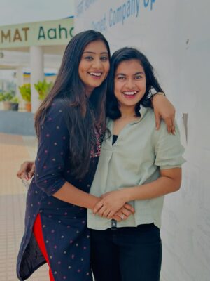 priya savadi Instagram - Happy Birthday to My One and Only Sister Love Pritaaaš @_preeti23._ Chimpuu Thank You and Sorry for everything š„ŗš«¶ I Love Youā¤ļøš