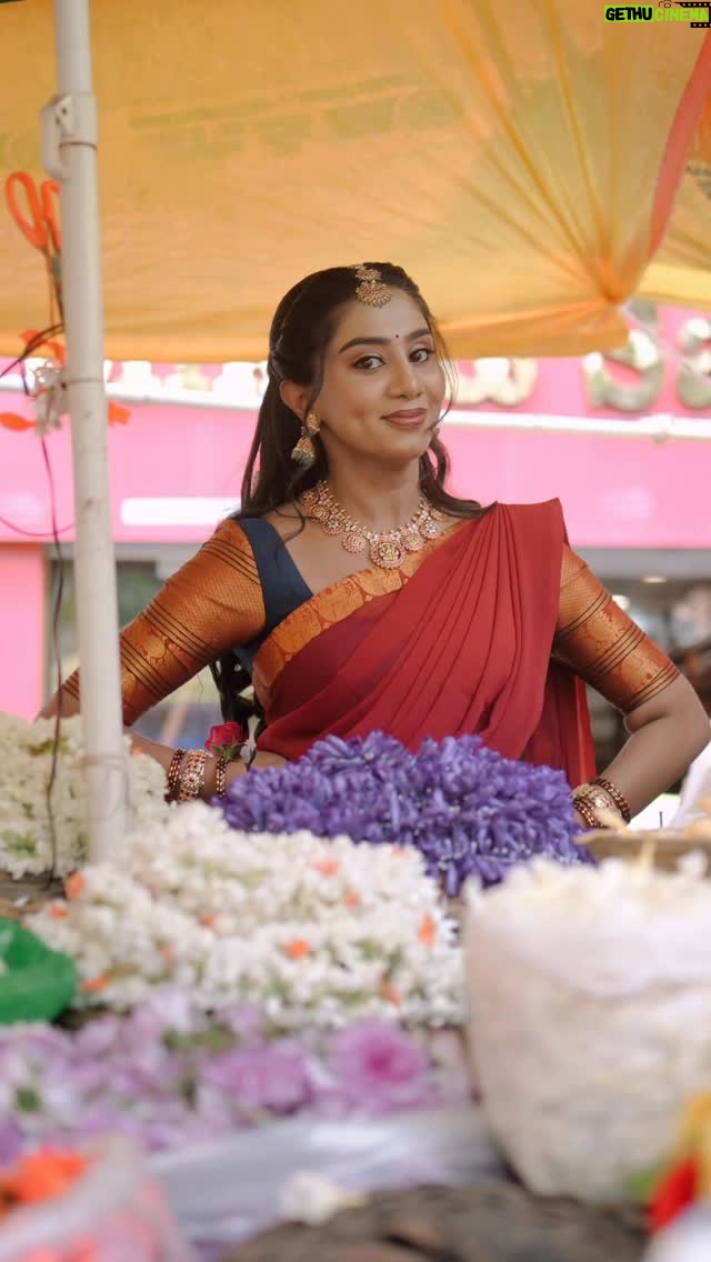 priya savadi - 348.9K Likes - Bandeeee Ninuuuu😍❤️😁

Mua @geetha_artistry_ 
Vc @kiran._.photography 
Outfit @dt_bridalstudio 

#priyasavadi #belagavi #happiness #love #trendingreels #viral #trending #explore #mine #trendingreels