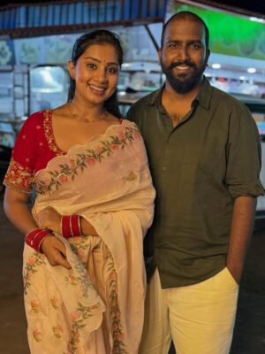 priya savadi Instagram - Meet these Udaalaās š on November 14th at your nearest Theatreā¤ļø All the Very best team UDAALAā”ļø
Pakka Jawari Nam Uttar Karnataka movie.
@pruthvishamanur_official @yogarajbhatofficial @amol.patil.anp @srustishamanur @renu_gopi_ @sumit._.sankoji @malunipanalsinger @siddharthganiga @veeresh._.pm
#priyasavadi #belagavi #uttarkarnatakamandi #uttarkarnatakaspecial #ukmandi #jawari #udaala #trend #trendingnow #trendingsongs #viral #kannadathi #kannadamovies