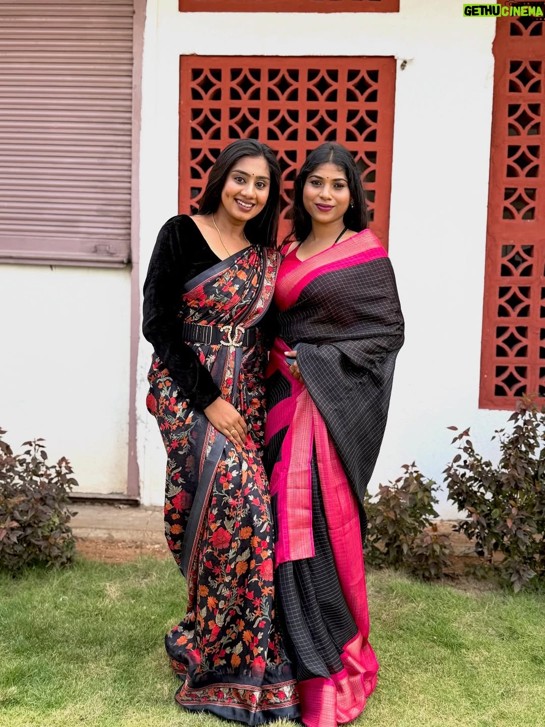 priya savadi - 23.5K Likes - The bond that never fades 😍🫂🫶🫰
.
.
#post #ukmandi #picoftheday