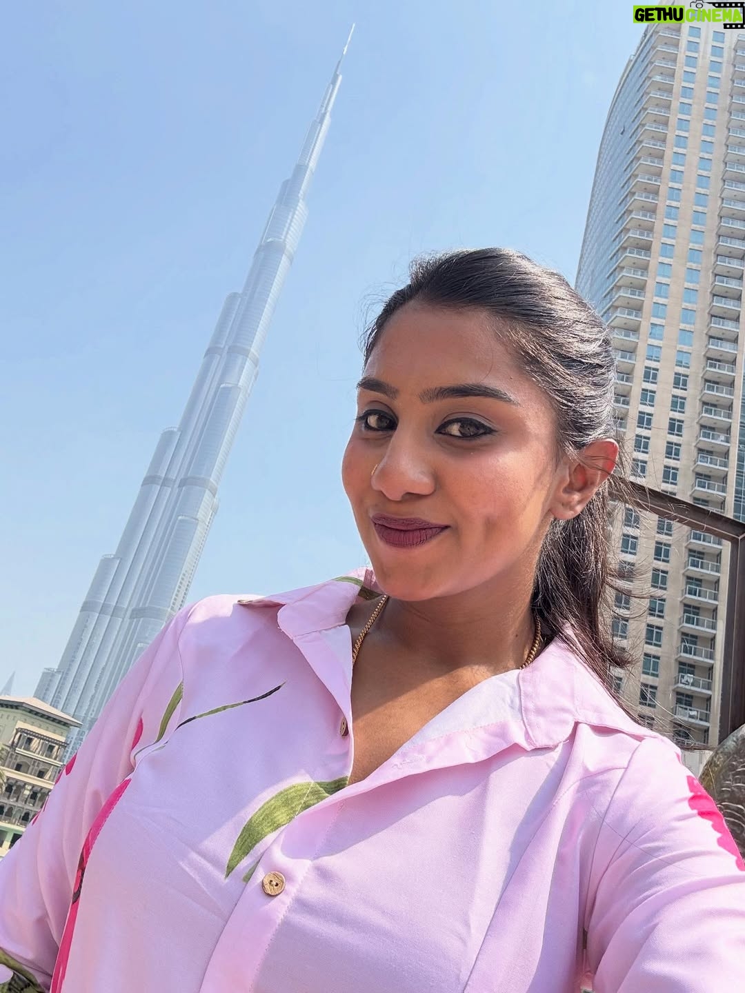 priya savadi - 31.2K Likes - Dubai Diaries 😍🩷

#priyasavadi #belagavi #dubai🇦🇪 #dubai #kannadathi #siima #siimaawards #dubai_mall #burjkhalifadubai #dubaitravel