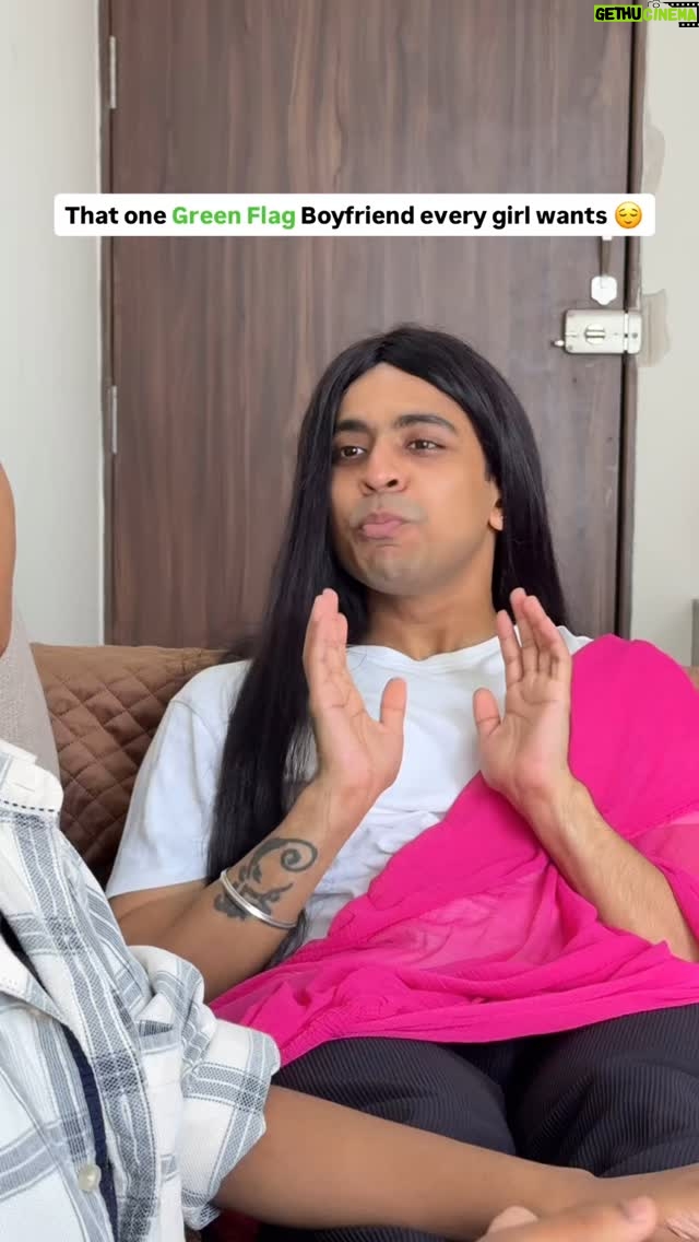 reenu Debnath - 1.3 Million Likes - He said he was talking to his Mommy ! Such a green flag 😭❤️

#reenudebnath #kainfam #reelkarofeelkaro #reelitfeelit #feelkaroreelkaro #feelitreelit #comedy