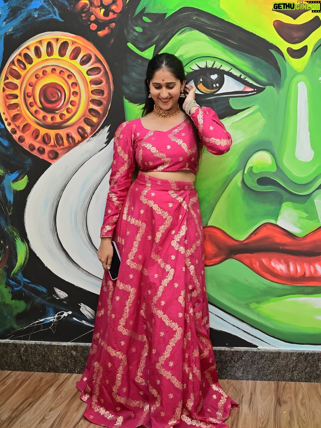 saakshi sb - 5.5K Likes - Pretty in pink💕🤌🏻