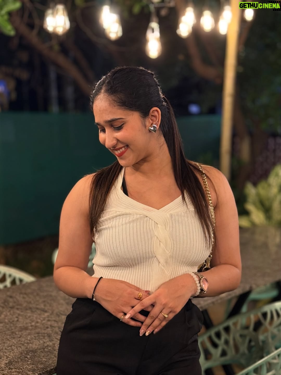 saakshi sb - 7.9K Likes - Lost in the little things 🌸