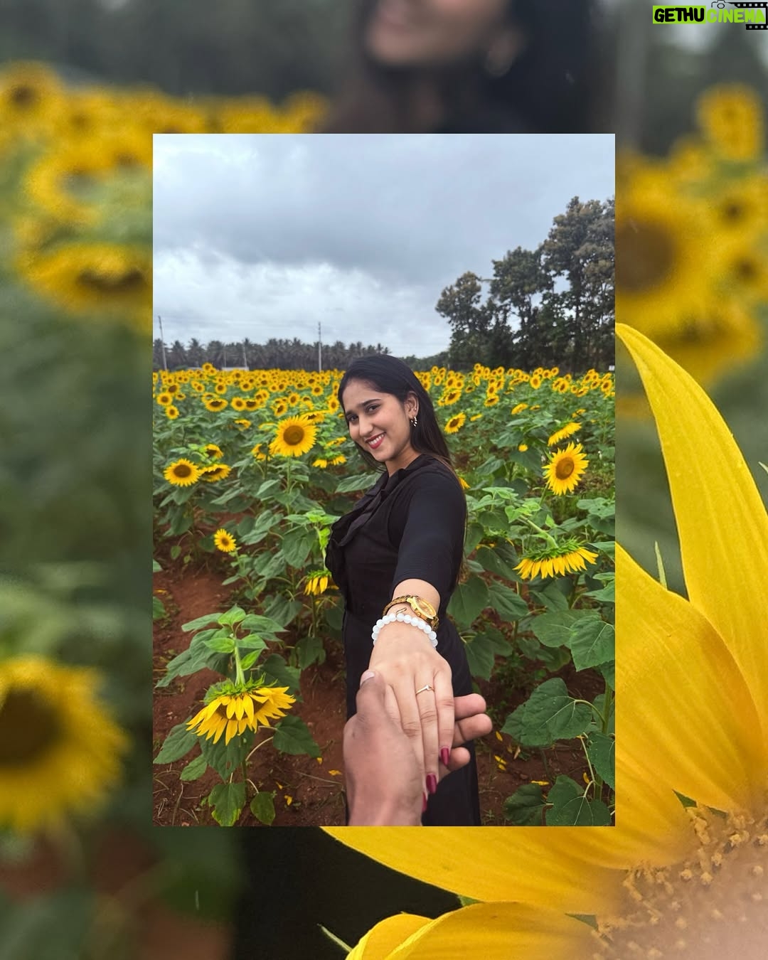 saakshi sb - 9K Likes - Like sunflowers, we turn to the light, even on cloudy days🌻✨