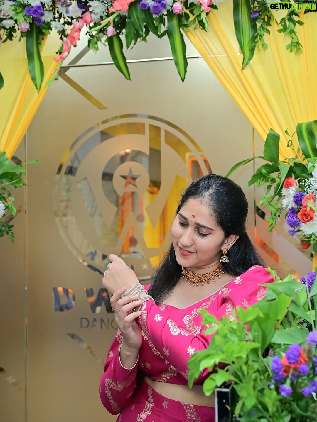 saakshi sb - 5.5K Likes - Pretty in pink💕🤌🏻