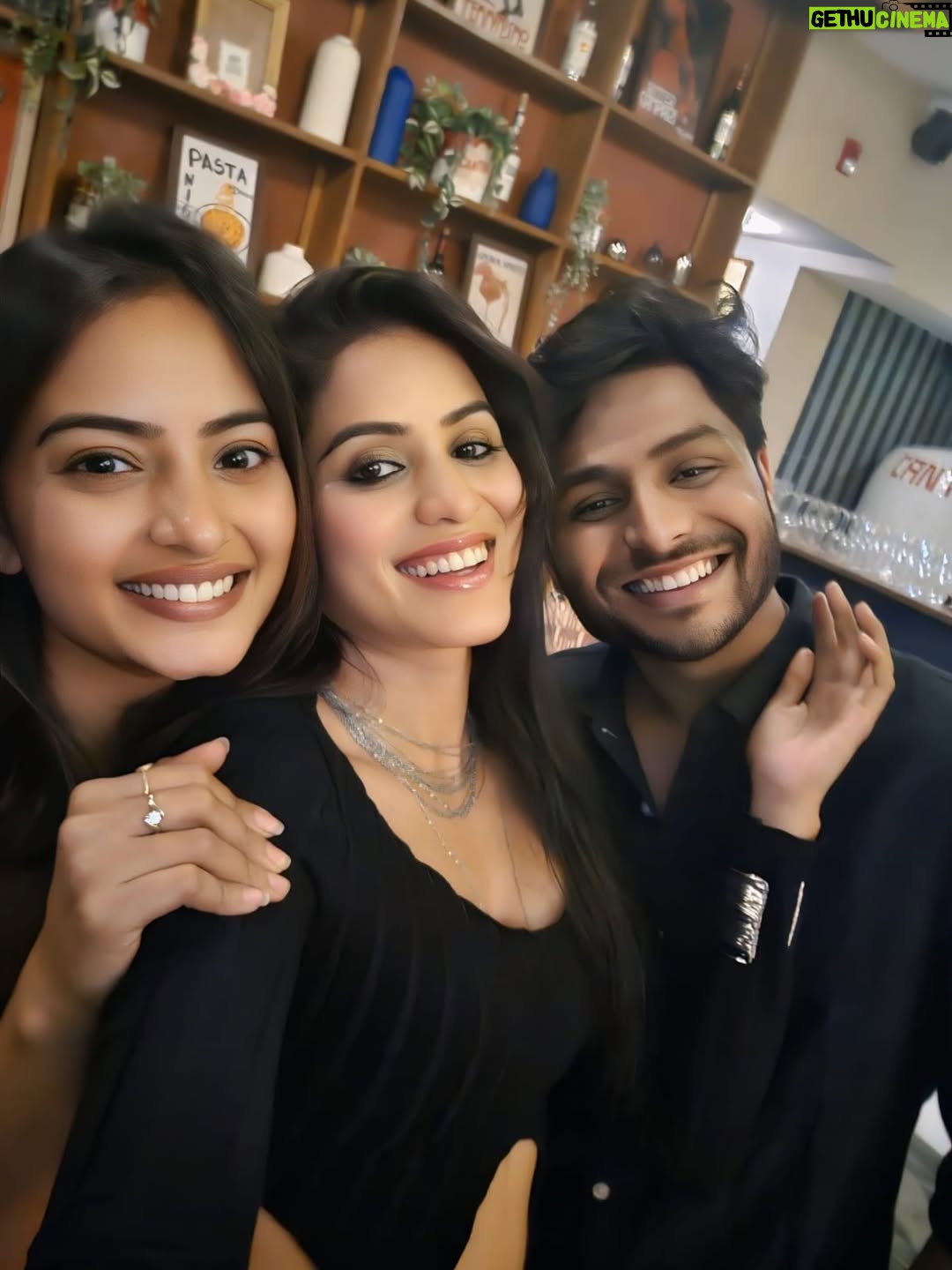 sneha singh - 10.8K Likes - @cantinabombay 
🫶🏻🎉 Thanks a ton for the love! 😊 @rishabhpathakkk team killed it - ambiance, food, drinks, everything was 🔥! Tiramisu 🍰 was a fave, and those cocktails 🍹 though! 😋 Thanks for making it a night to remember! 🙏 Can’t wait to try more dishes next time! 😊