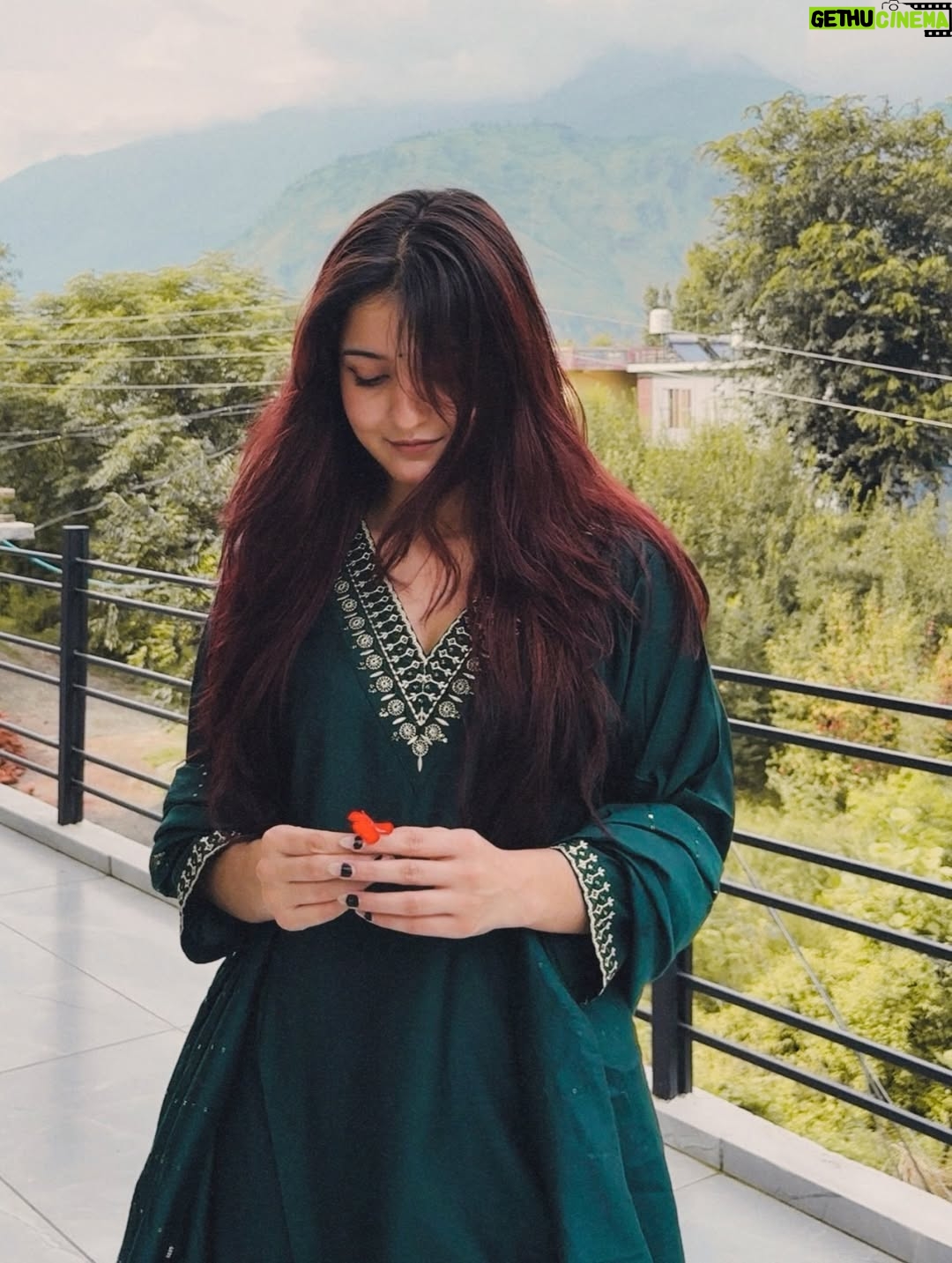superva sharma - 11.5K Likes - red haired baddie’s gone now and i kinda miss her🥲