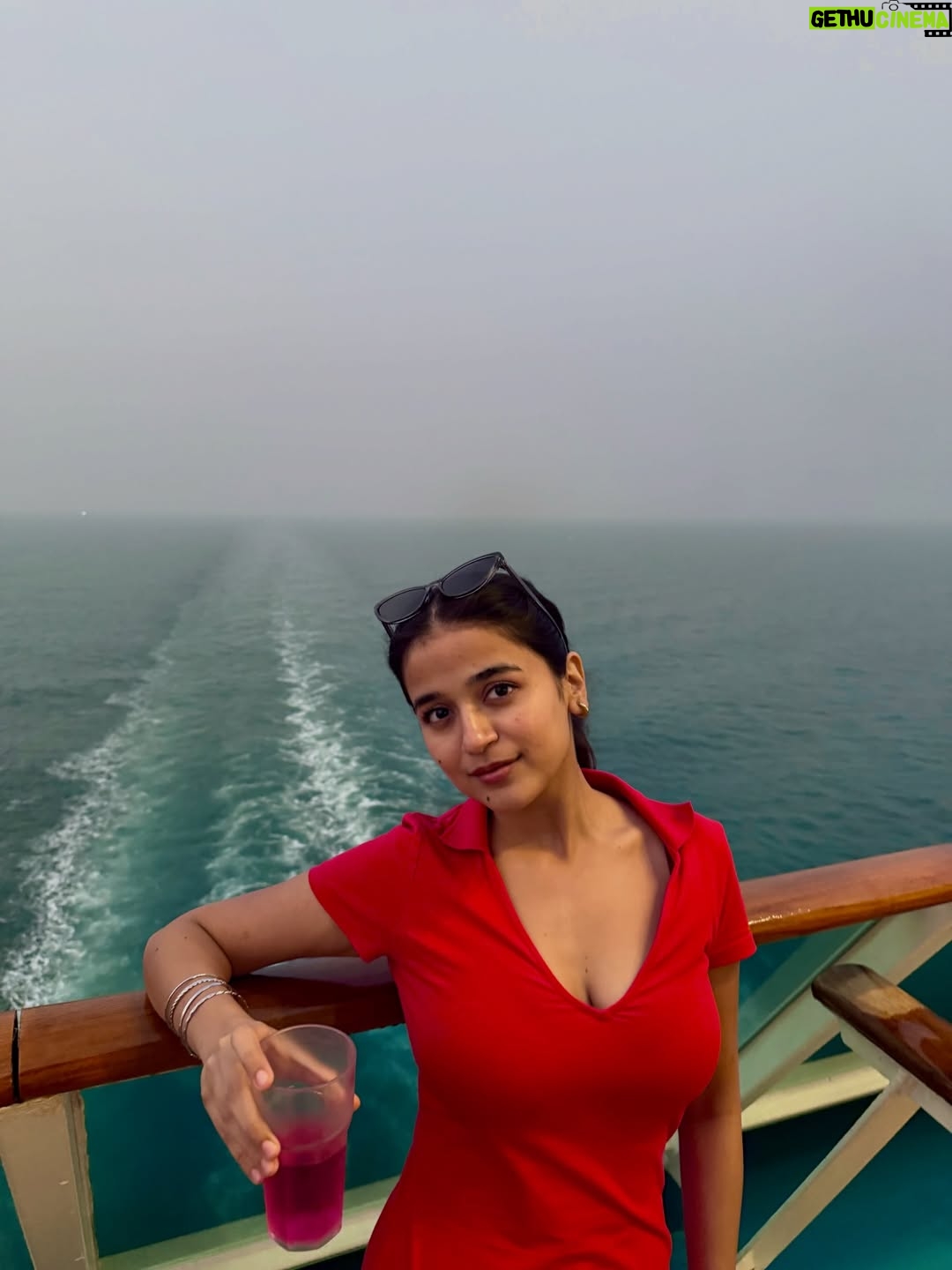 vishakha pandey - 12.1K Likes - Red. Sea. Me.❤️🌊🛳️

@cordeliacruises 

#vishakhapandey #CruiseDiaries #RedButRelaxed #StyleAtSea #QuietConfidence #VacationVibes #IndianTraveller