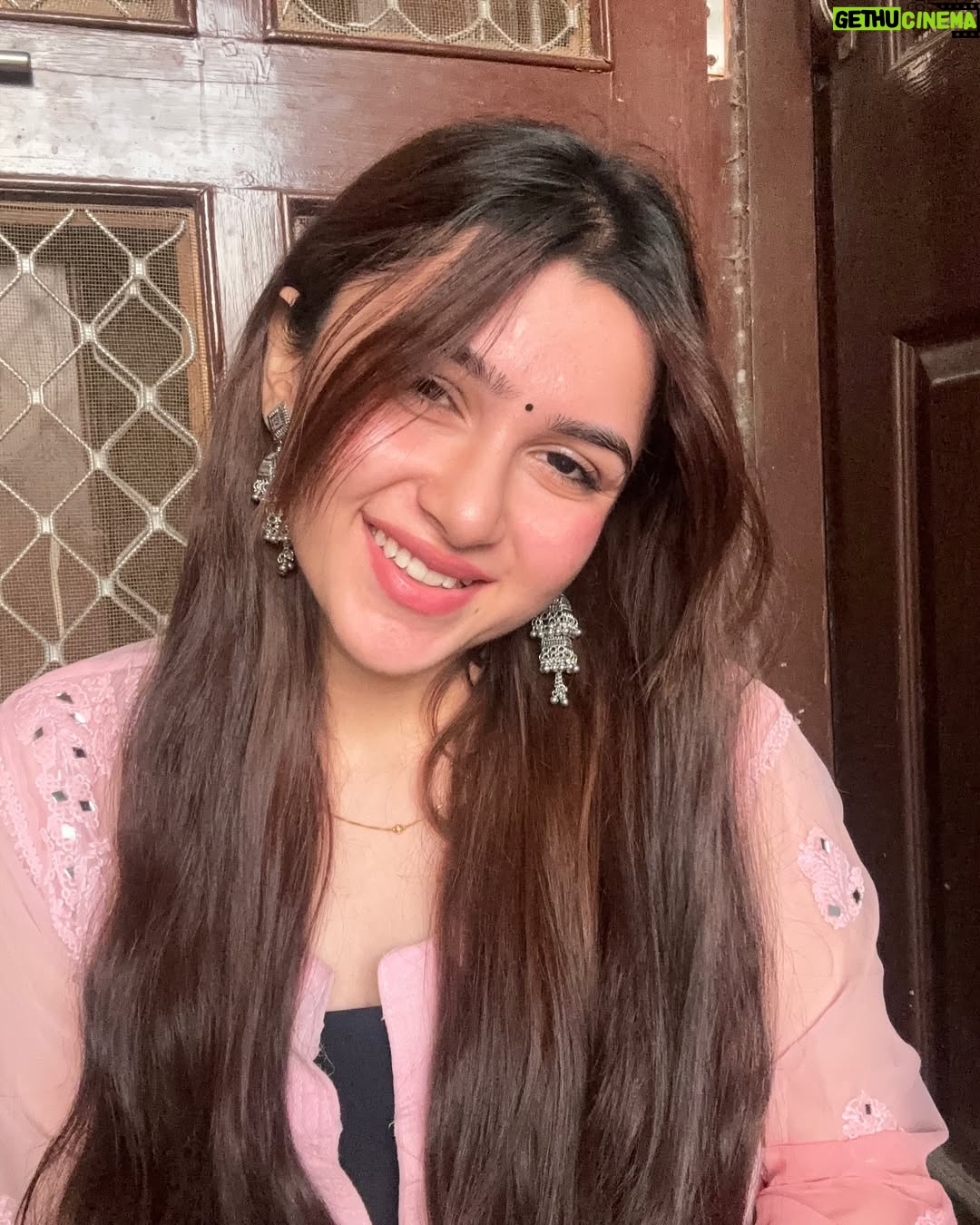 whos himaa - 133.3K Likes - Ek ladki ko dekha toh aisa laga..jaise ?🌸💗