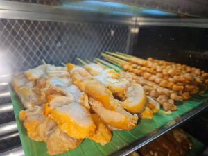 wynder waffe Instagram - If malapit lang kayo dito sa 23 Mapalad St. QC tapat lang ng Cameron Residence dito na kayo bumili ng BBQ, Siopao, Siomai at Fruit Sodas 

Approve bituka at bulaklak walamg chismis malinis!✨️✨️✨️