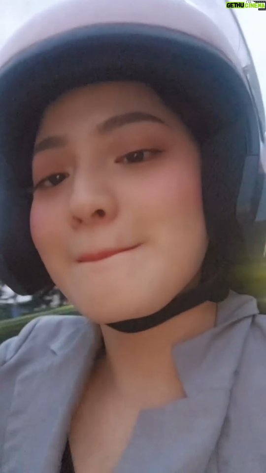 wynder waffe - 3.1K Likes - More speed pls hahaha