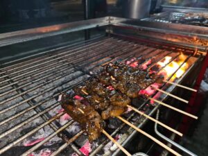 wynder waffe Instagram - If malapit lang kayo dito sa 23 Mapalad St. QC tapat lang ng Cameron Residence dito na kayo bumili ng BBQ, Siopao, Siomai at Fruit Sodas 

Approve bituka at bulaklak walamg chismis malinis!✨️✨️✨️