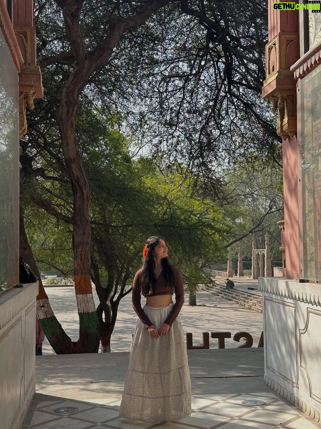 yashashree rao - 259.9K Likes - Reminding myself with these captures that vacations exist and I need one 😊👌

#vacation #instagram #fyp #explore #explorepage #trending #rajasthan