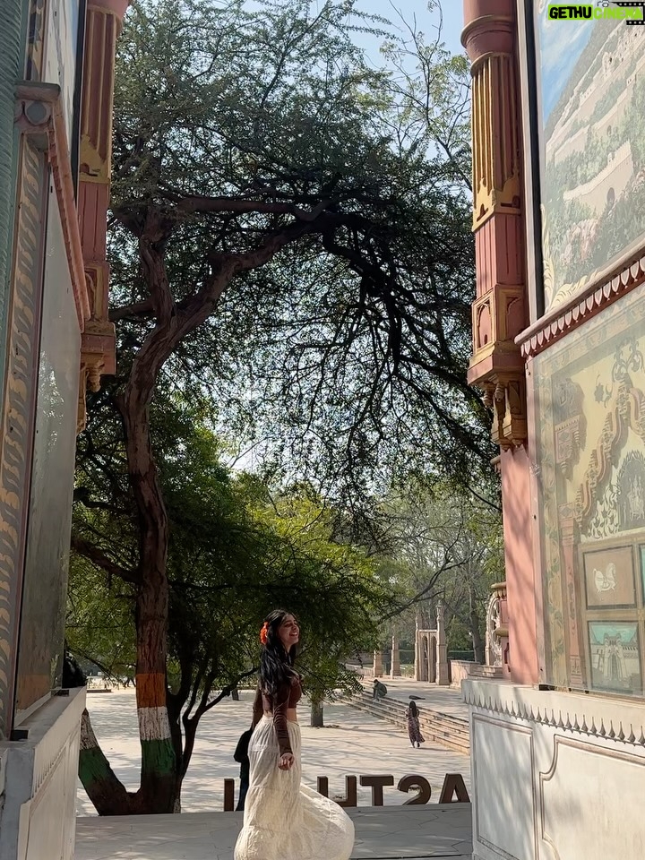 yashashree rao - 259.9K Likes - Reminding myself with these captures that vacations exist and I need one 😊👌

#vacation #instagram #fyp #explore #explorepage #trending #rajasthan