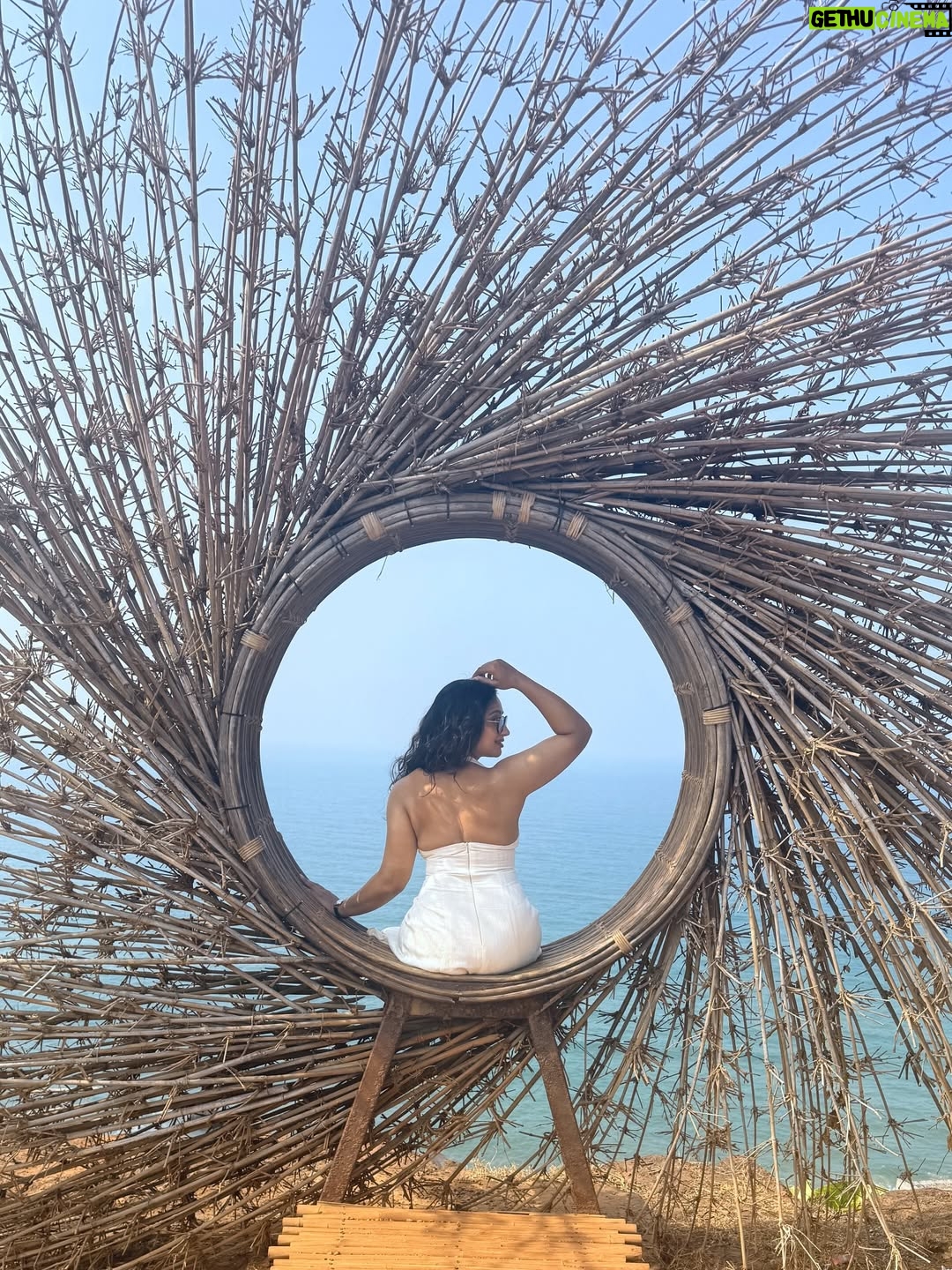 Aashika Padukone - 33.9K Likes - A little closer to heaven 🤍
#wanderlust #travelgram #instafeed #sunandsea #oceanview