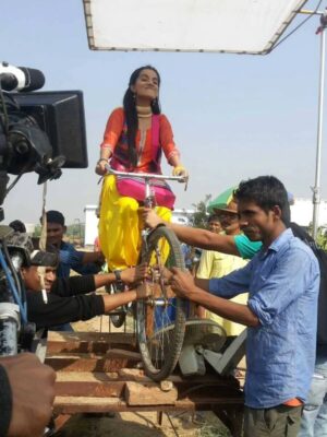 Aastha Chaudhary Instagram - Because everyone is posting & mujhe fomo ho raha tha😄😄
#2016