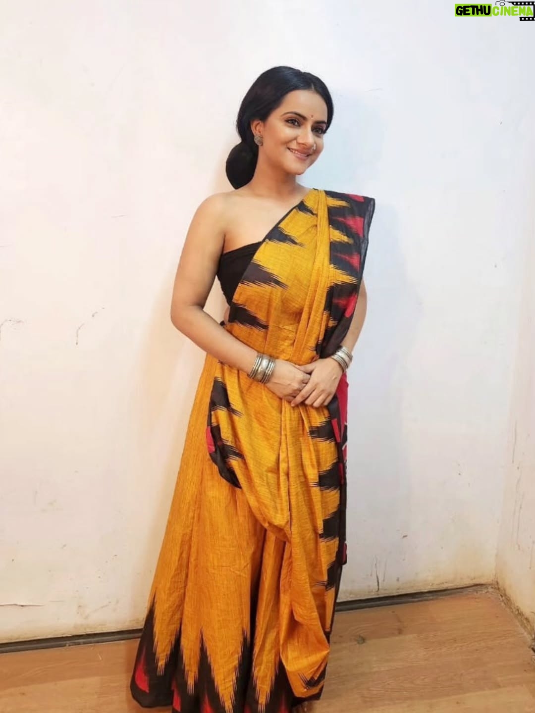 Aastha Chaudhary - 8K Likes - Shubh Basant Panchami 💛🌻