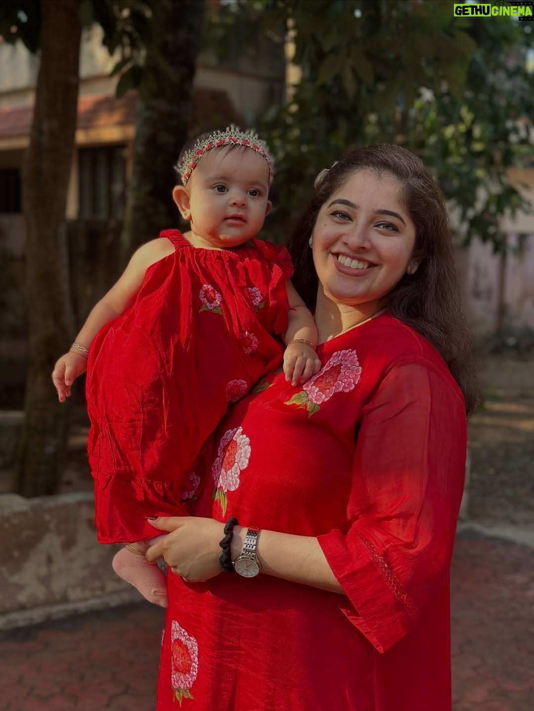 Aima Rosmy Sebastian - 121.2K Likes - This Christmas, our hearts are full—blessed with our little angel

Wearing @tazzels3 🤩