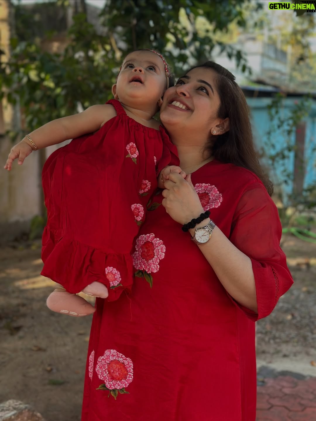 Aima Rosmy Sebastian - 121.2K Likes - This Christmas, our hearts are full—blessed with our little angel

Wearing @tazzels3 🤩