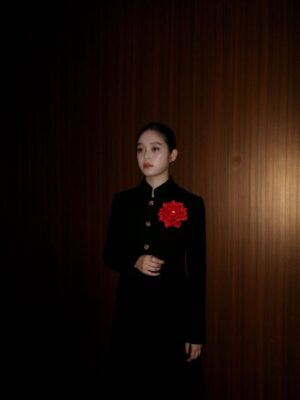 Akari Takaishi Instagram - 「第50回エランドール賞」を受賞させていただきました！
改めて、このような栄誉ある賞を頂けたこと、とても光栄に思います。
舞台上でお話ししている時に、これまでの作品の思い出や景色が浮かび、目の前で輝き出したような感覚がありました。全ての作品に感謝し、精進します。
#エランドール賞

#louisvuitton @louisvuitton 

stylist @kanedakenshi h&m @ayasumimoto
