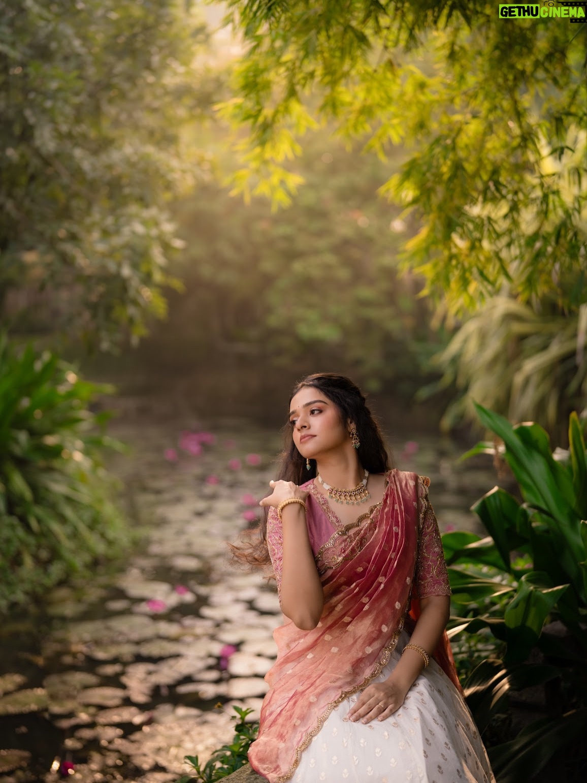 Akshatha Ajit - 108.9K Likes - 🌸💕
P.C @karthikha_photography 
MUA @ratnamakeupartist 
Outfit @zenoraofficial_ 
Hairstylist @nishi_hairstylist_drapist 
Location @sppgardens