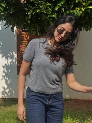 Akshaya hariharan Instagram - December🖤