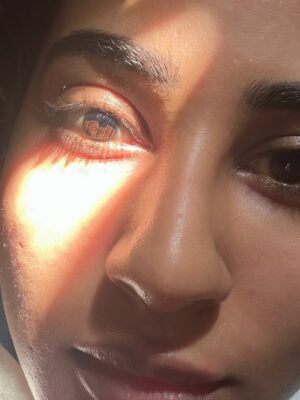 Akshaya hariharan Instagram - December🖤