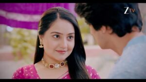 Akshita Mudgal Instagram - Naye rishtey ke saath naye ehsaas, naye jazbaat de rahe hain Radhika-Aditya ki zindagi mein dastak!
Dekhiye #LakshmiNiwas har roz, raat 8 baje, sirf #ZeeTV par.
#Promo #AapkaApnaZeeTV
@akshitamudgal
@mahajani.gashmeer