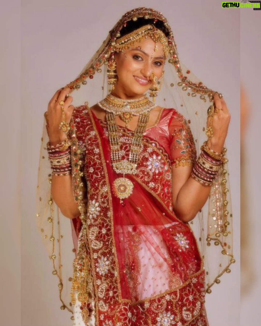Aleeza Khan - 10.4K Likes - 