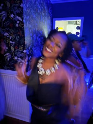 Alicia Garza Instagram - Full moon. A long hot bath with honey and florida. Dancing with my loves from near and far. 90s hip hop and R&B. After parties with lemon pepper and a lot of love. At 535am we was still at it, and that’s why I love yall. Ifa brought me the clearest reminders of who my real ones are. That love and joy are abundant, even still. I am so deeply grateful for the friendships that I have, for the loved ones in my life. I am 45 and alive and for that I am deeply humbled. I do not take it for granted, especially right now. This year I am calling in more dance parties, tending to my friendship gardens, doubling down on gathering and strategy, and continuing to work on my self so that I don’t bleed on people who didn’t cut me. This year and for the years to come, eagles only. No chickens.