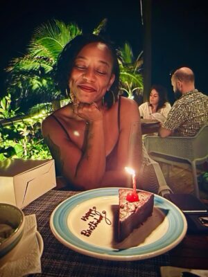Alicia Garza Instagram - Full moon. A long hot bath with honey and florida. Dancing with my loves from near and far. 90s hip hop and R&B. After parties with lemon pepper and a lot of love. At 535am we was still at it, and that’s why I love yall. Ifa brought me the clearest reminders of who my real ones are. That love and joy are abundant, even still. I am so deeply grateful for the friendships that I have, for the loved ones in my life. I am 45 and alive and for that I am deeply humbled. I do not take it for granted, especially right now. This year I am calling in more dance parties, tending to my friendship gardens, doubling down on gathering and strategy, and continuing to work on my self so that I don’t bleed on people who didn’t cut me. This year and for the years to come, eagles only. No chickens.
