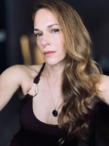 Actress Amanda Righetti HD Photos and Wallpapers November 2025