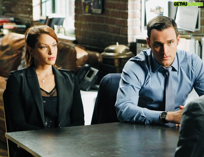 Amanda Righetti - 13.3K Likes - Cho and Rigsby are back on the case! Mentalist fans — @owainyeoman and @timkang.insta are spilling CBI secrets and dishing out behind-the-scenes stories on their Mentalist re-watch @thetvpolicepodcast Thanks for the belly laughs boys! Video episodes are available on YouTube, or you can listen on Apple or Spotify. More info at thetvpolice.com #thementalist #patrickjane #teresalisbon #kimballcho #waynerigsby #gracevanpelt #cbi #crimescenesceneofthecrime #tvpolice