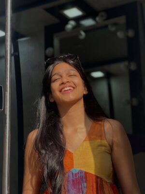 Ananthika Sanilkumar Instagram - Let me be your sanskari❌️ singarii✅️🦋😌 
.
.
Top: @tarambymyriti