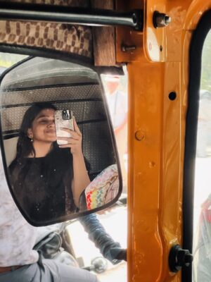 Ananthika Sanilkumar Instagram - In this city, even the wind knows how to giggle🙂‍↕️♥️