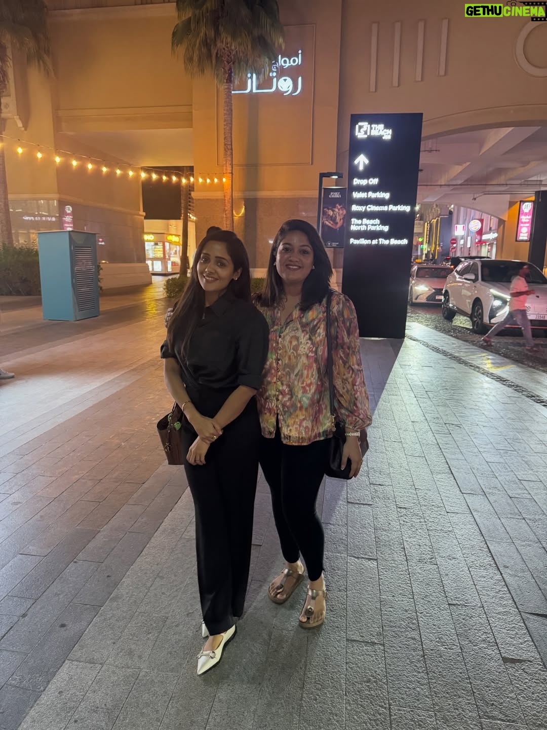 Ananya - 14.3K Likes - Just moments of 2025 some loud, some silent, all mine.

Not everything was perfect, but every moment was real.
 
#firsttolastpicture #byebye2025 #justsomemoments #thankyou #reallife #inreels
