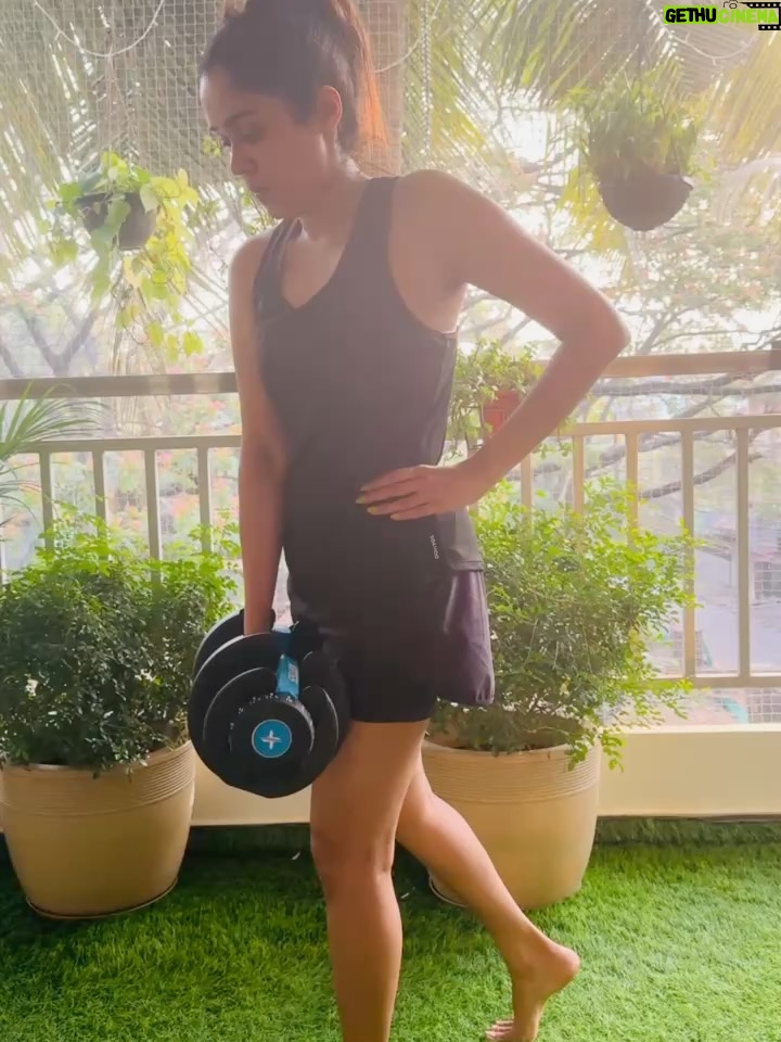 Ananya - 14.3K Likes - Just moments of 2025 some loud, some silent, all mine.

Not everything was perfect, but every moment was real.
 
#firsttolastpicture #byebye2025 #justsomemoments #thankyou #reallife #inreels
