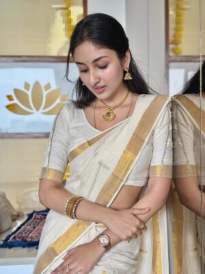 Anchal Sahu Instagram - रूहानियत!💛