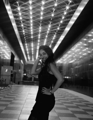 Anchal Sahu Instagram - Let the black do the talking. #timelesstones🫶🏻
📸: @ankurvermaofficial 🥹♥️