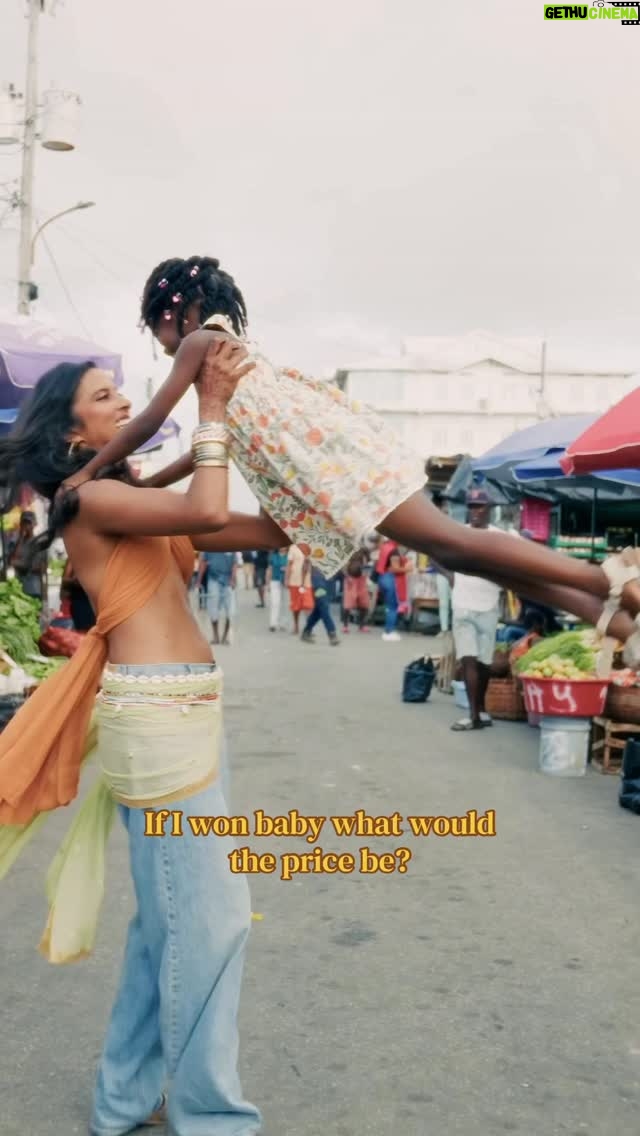 Anjulie Persaud - 1.1K Likes - “Girl you better worry worry”
Gotta meditate 🧘🏽‍♀️ 

#guyanese #songwriter #independentartist #caribbean #wholesome